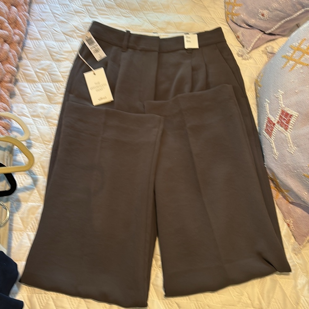 NWT Aritzia effortless pant